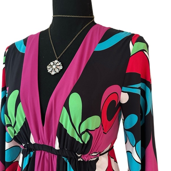 #42 NICOLE MILLER ~ Colorful Abstract 3/4 Sleeve Midi Dress Fully Lined Deep V - Picture 4 of 9